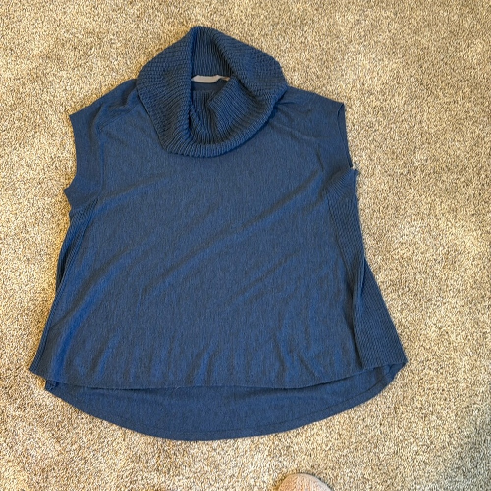 Athleta sweater xs great condition